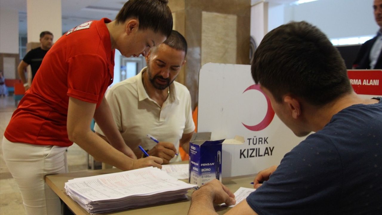 Antalya'da Kan ve Kök Hücre Bağışı Etkinliği