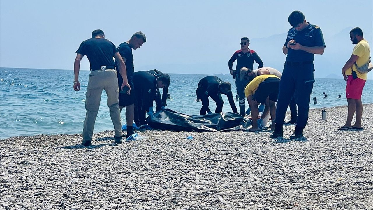 Antalya'da Kıyıda Bulunan Erkek Cesediyle İlgili Gelişmeler