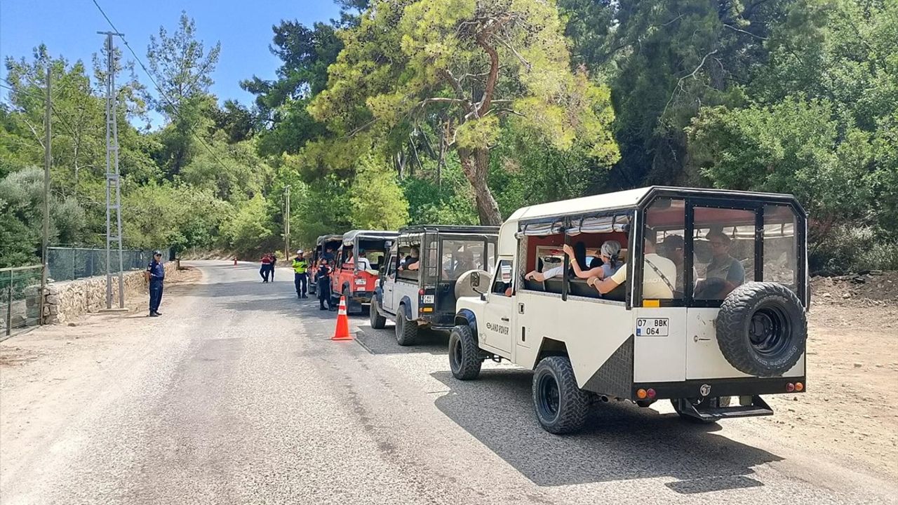 Antalya'da Safari Araçlarına Özel Denetim Yapıldı