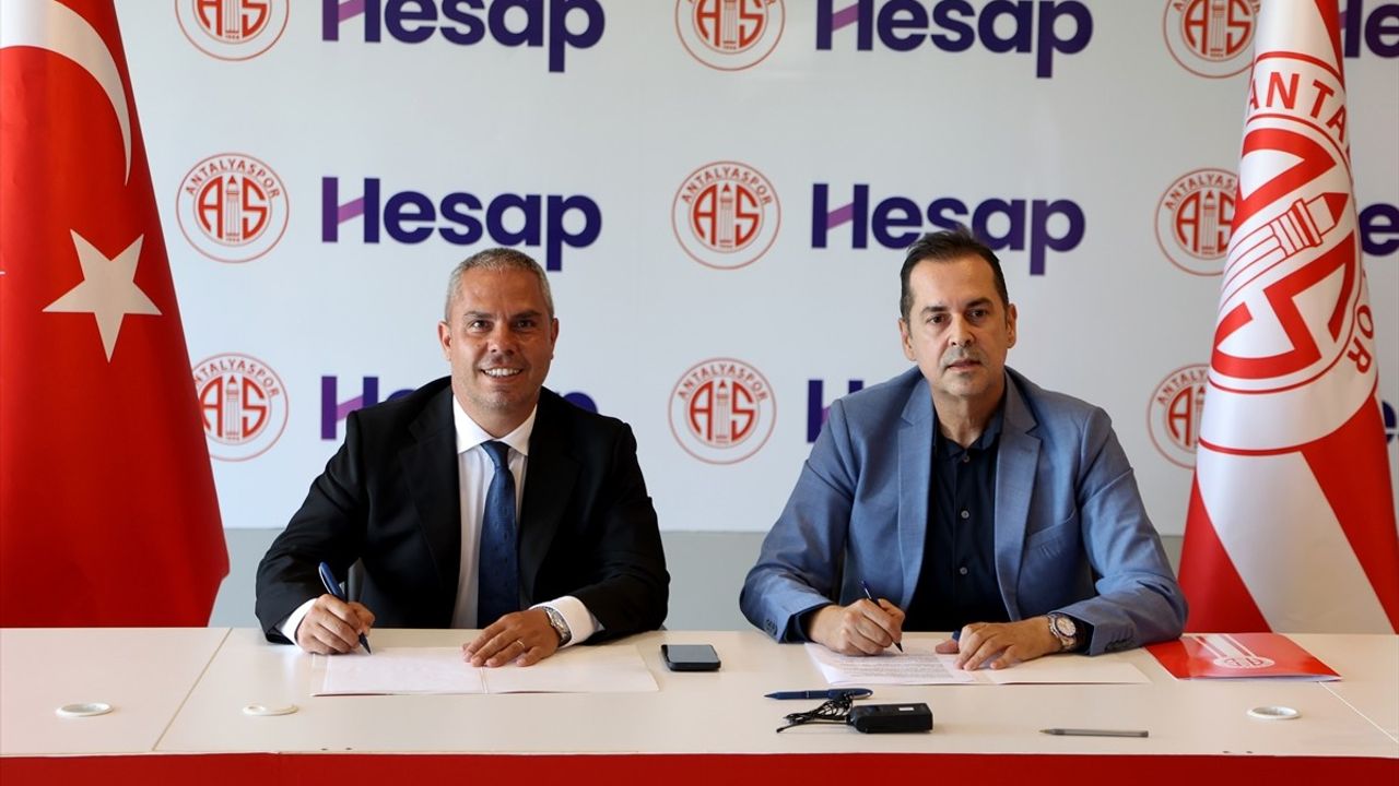 Antalyaspor ve Hesap.com Arasında İsim Sponsorluk Anlaşması