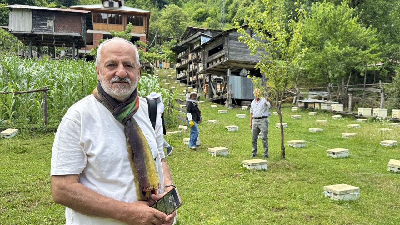 Artvin'de Apiturizm Faaliyetleri Devam Ediyor