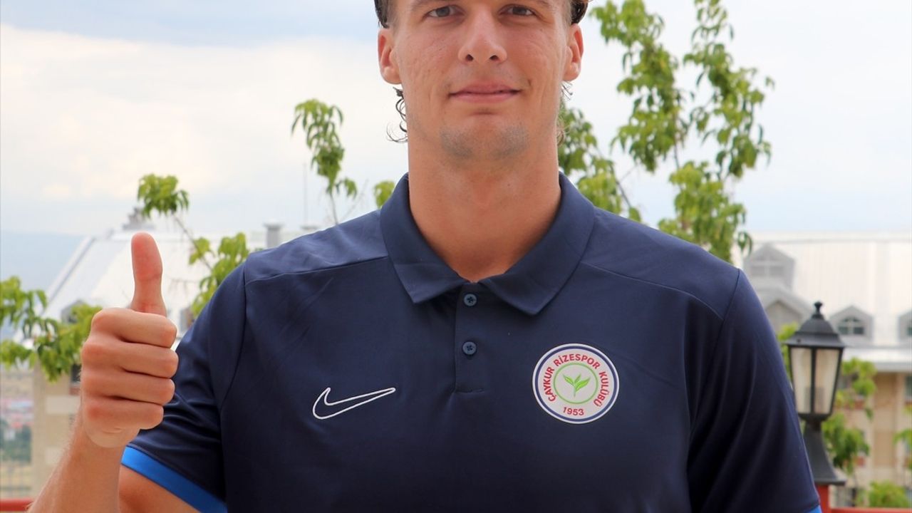 Attila Mocsi: Türkiye'nin Futbol İçin Doğru Adres Olduğunu Belirtiyor