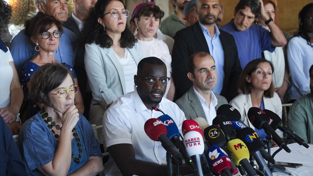 Avrupalı Heyet Öcalan ile Görüşme Sonrası Deklarasyon Yayımladı