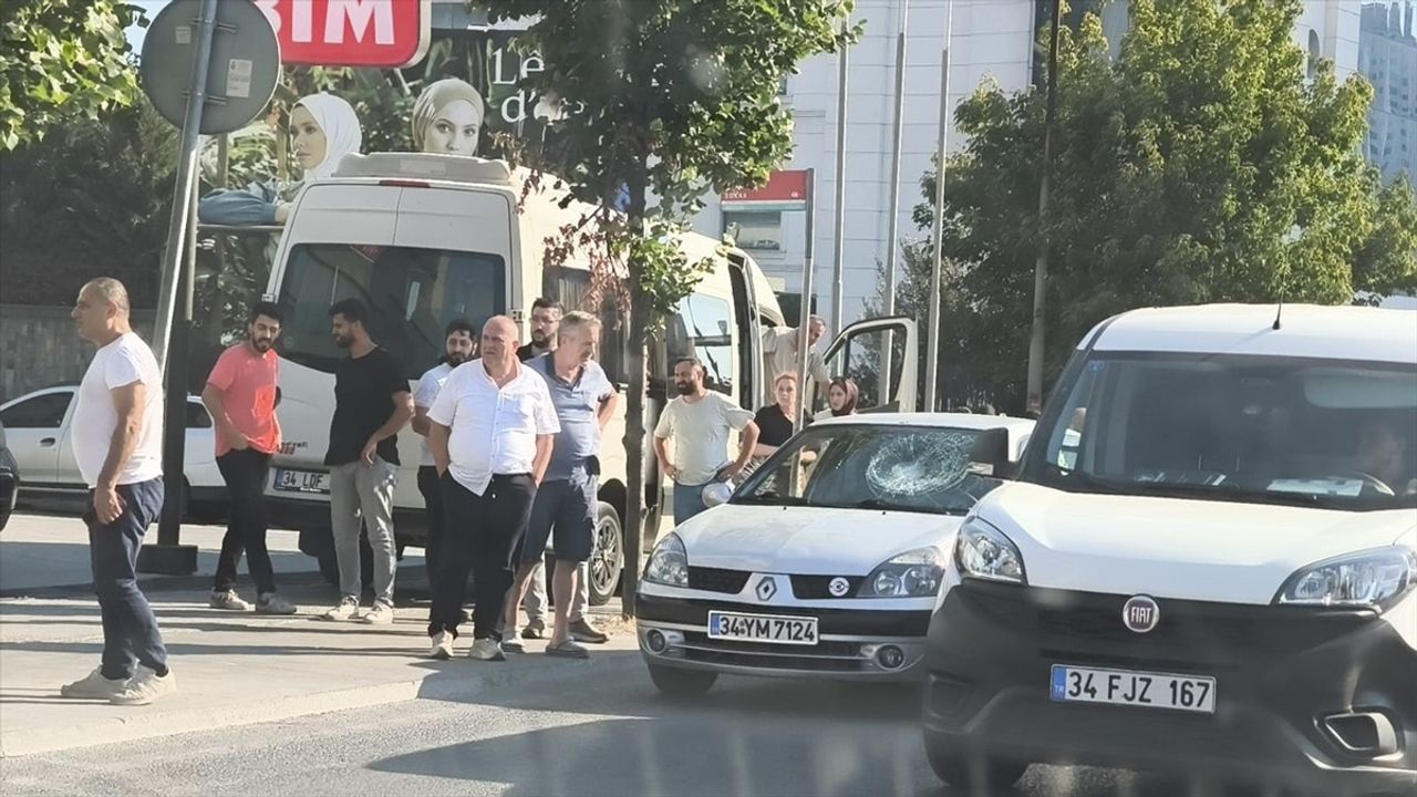 Bağcılar'da Motosikletli Saldırı: O Anlar Kamerada