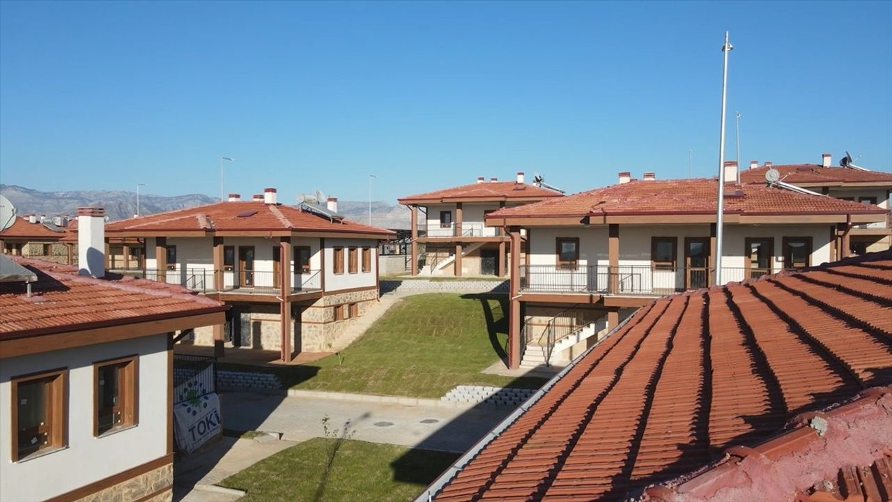 Bakan Murat Kurum'dan Manavgat Yangını Mesajı