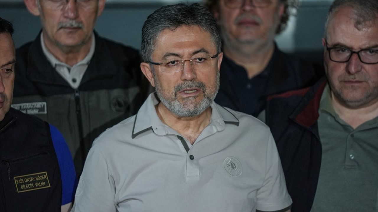 Bakan Yumaklı'dan Orman Yangınları Açıklaması