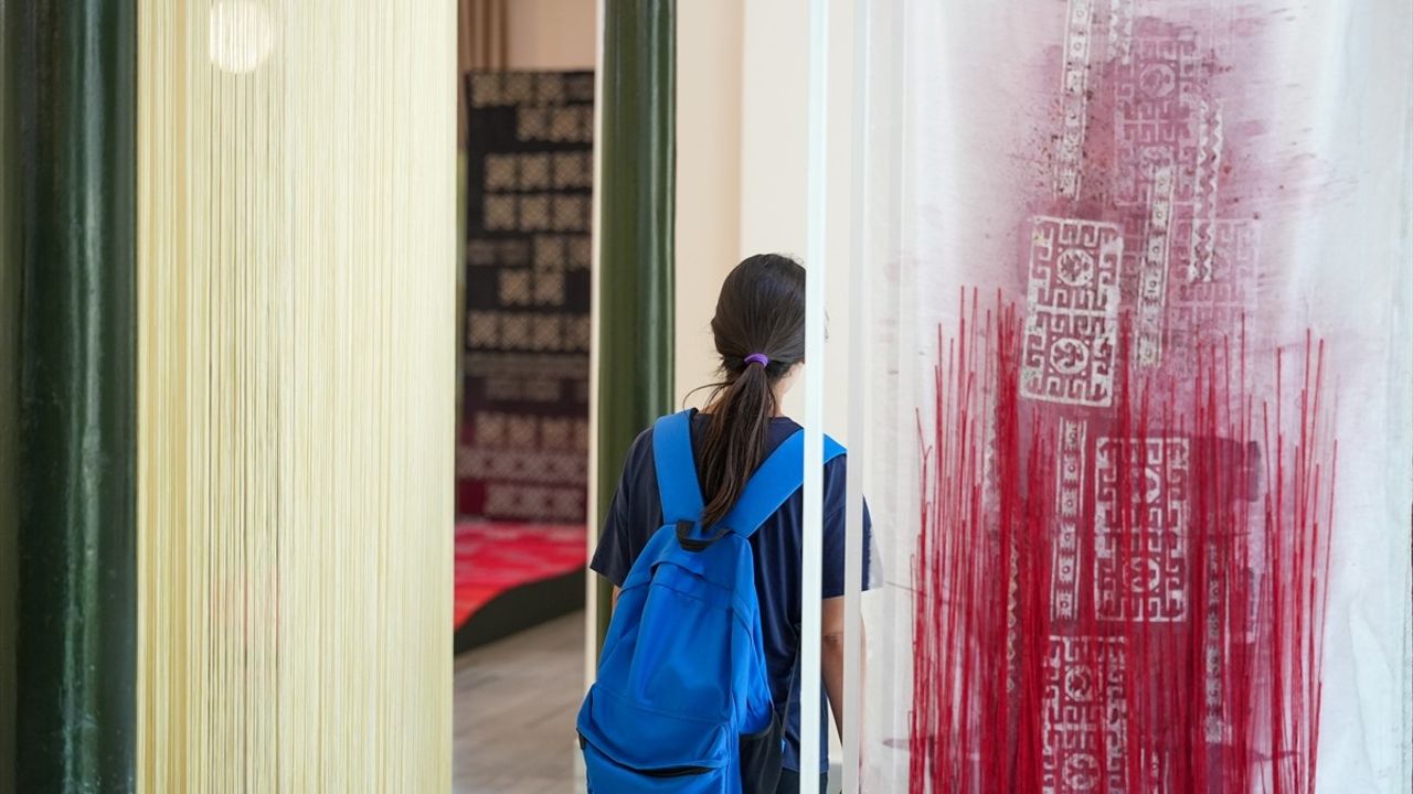 Balat'ta Sanatla Sıfır Atık Konsepti: 'Sıfır Artı' Sergisi Açıldı
