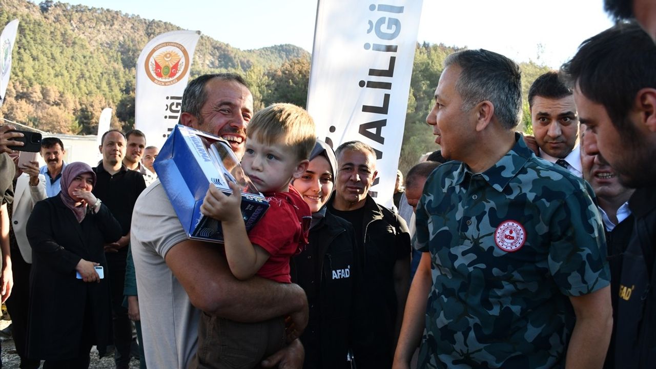 Bilecik'teki Orman Yangınlarının Ardından İçişleri Bakanı Yerlikaya'nın Ziyareti
