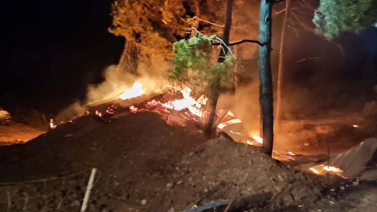 Bilecik'teki Yangın Kontrol Altına Alındı