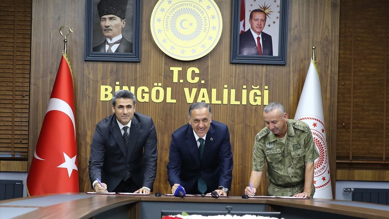 Bingöl'de Geçici Barınma Alanı Protokolü İmzalandı