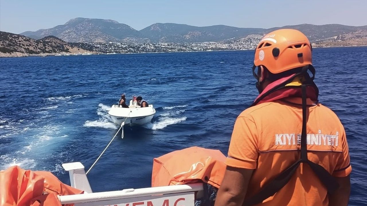 Bodrum Açıklarında Tekne Kurtarma Operasyonu