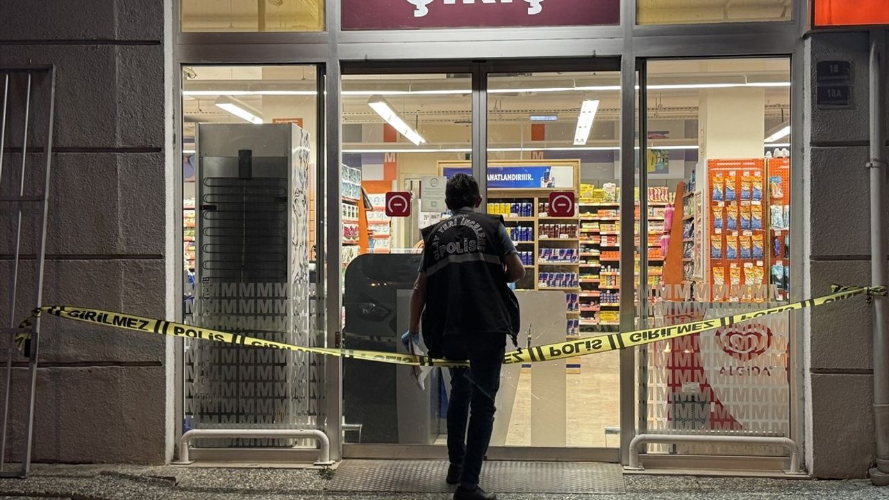 Bursa'da Markette Silahlı Saldırı