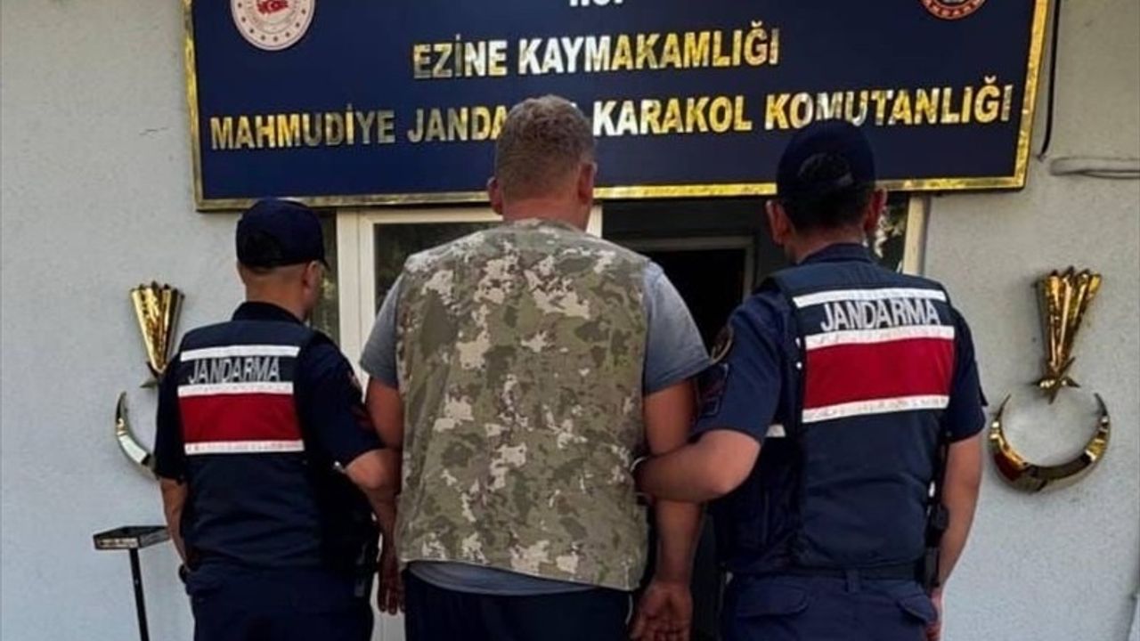Çanakkale'de Yangın Çıkaran Balya Makinesi Operatörüne Adli İşlem