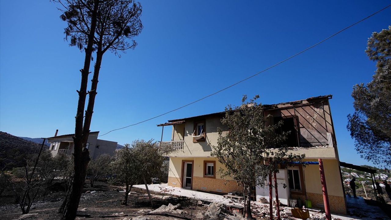 Çeşme'de Yangın Felaketi: Mahalle Sakinlerinin Yaşadığı Drama Tanıklık