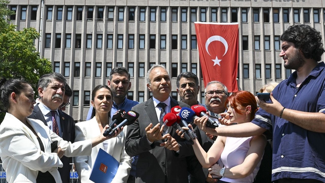CHP'den LGS Sınav Soruları İle İlgili Suç Duyurusu