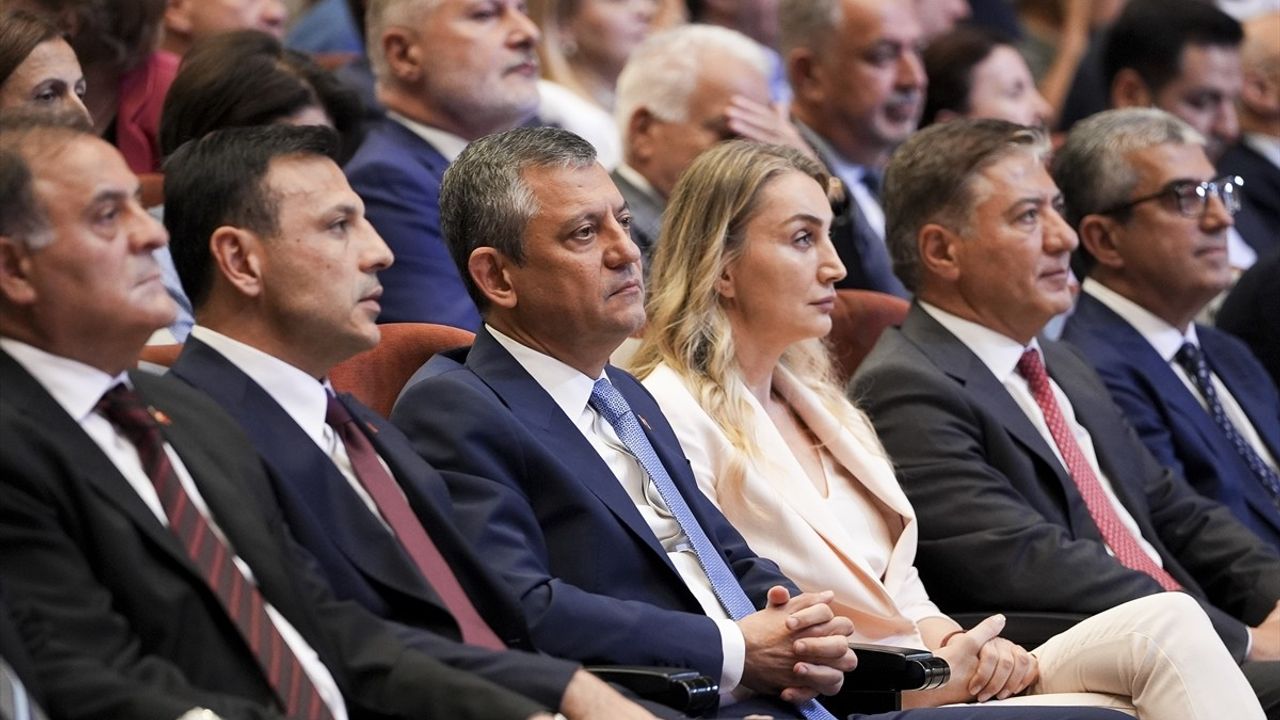 CHP Genel Başkanı Özgür Özel'in Açıklamaları: Gazze ve Yolsuzluk Tartışmaları