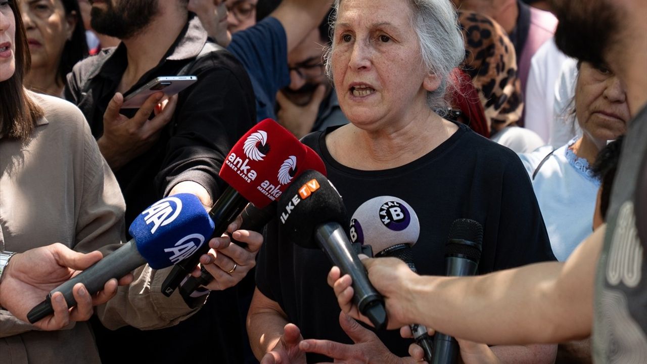 Çiftçiler TBMM Önünde Enerji ve Maden Kanun Teklifine Karşı Eylem Düzenledi