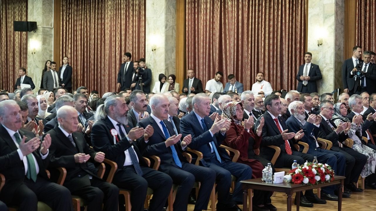 Cumhurbaşkanı Erdoğan 15 Temmuz'u Değerlendirdi