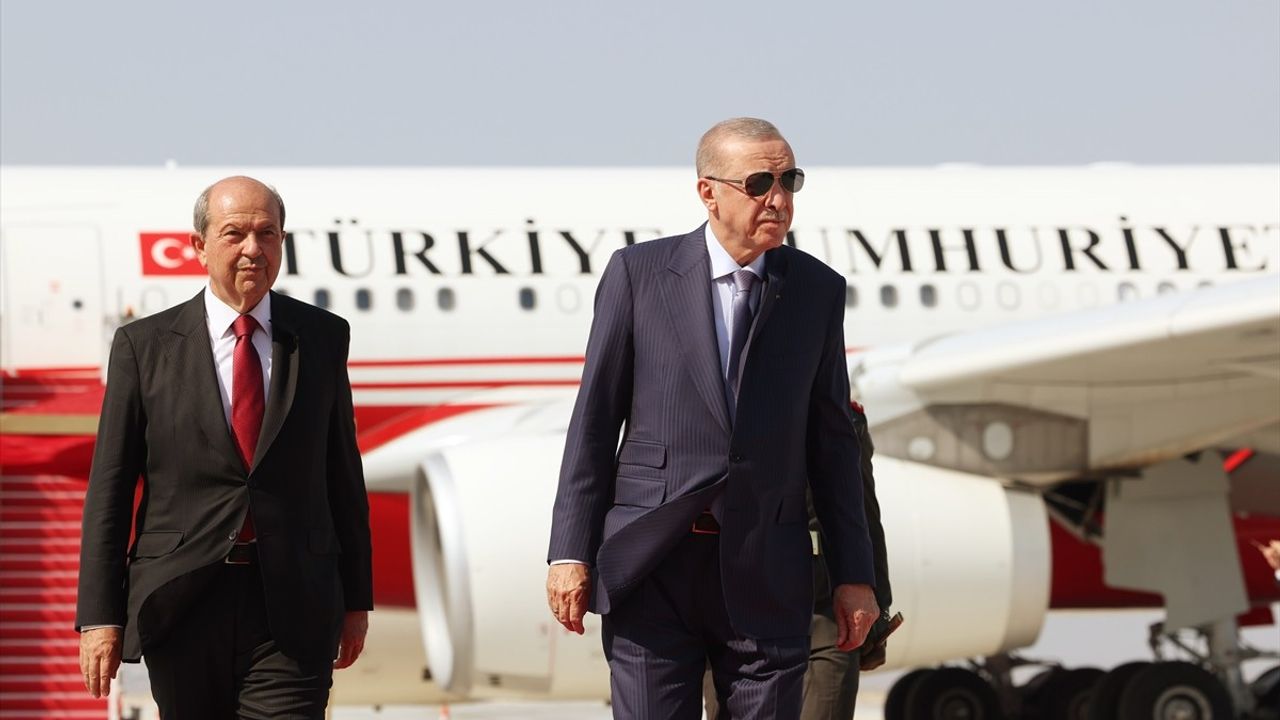 Cumhurbaşkanı Erdoğan, F-16'larla KKTC'ye Ulaştı