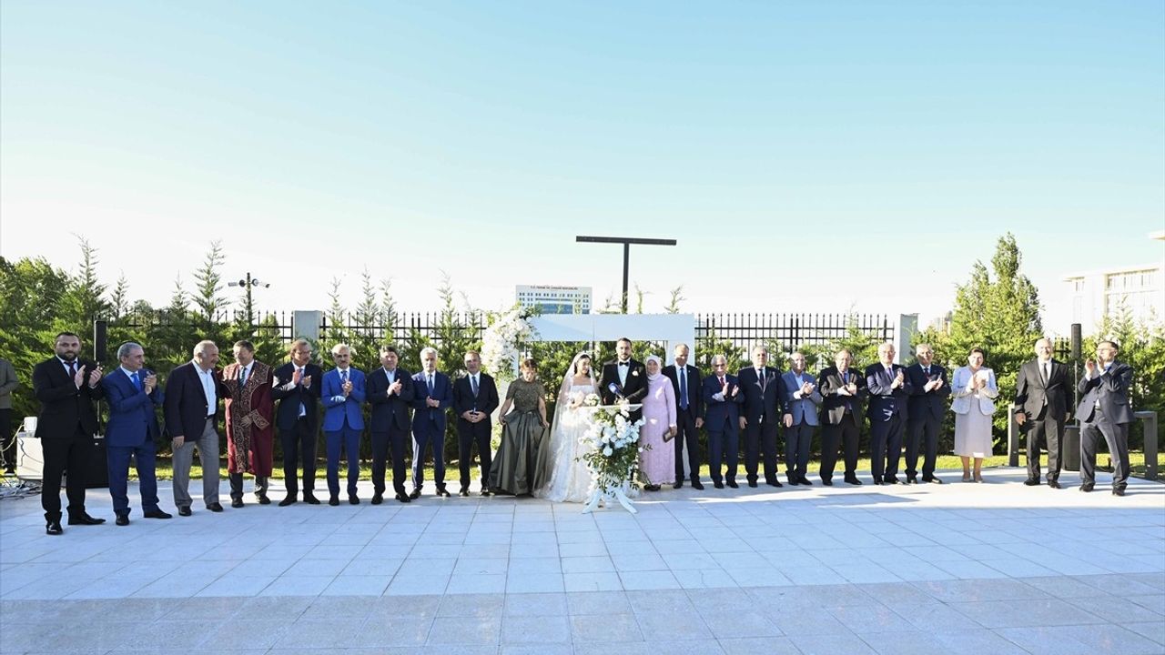 Danıştay Başsavcısının Kızı Evlendi
