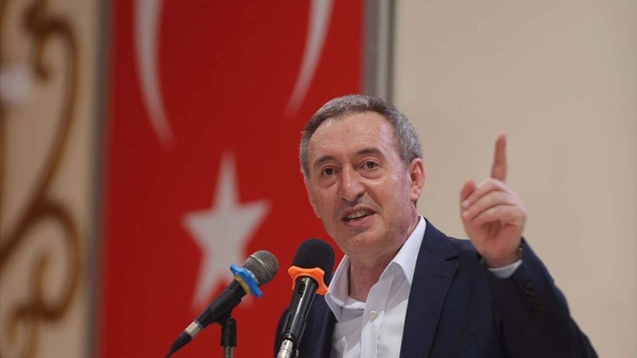 DEM Parti Eş Genel Başkanı Tuncer Bakırhan İzmit'te Toplantı Düzenledi