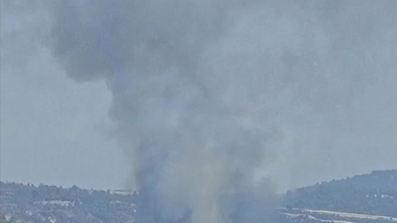 Denizli'nin Çal İlçesinde Orman Yangınına Müdahale Devam Ediyor