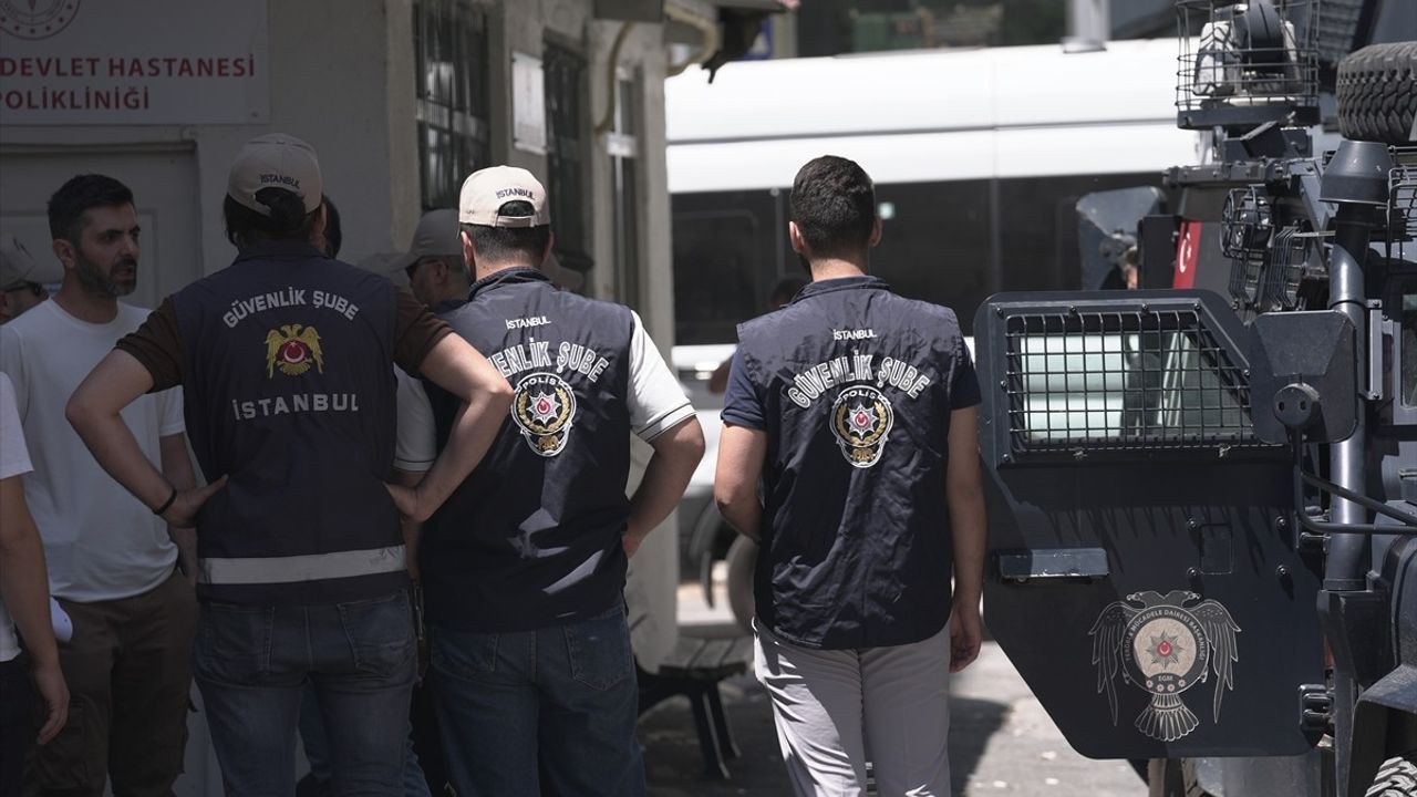 Dini Değerlere Hakaret Soruşturması: Dergi Çalışanları Gözaltında