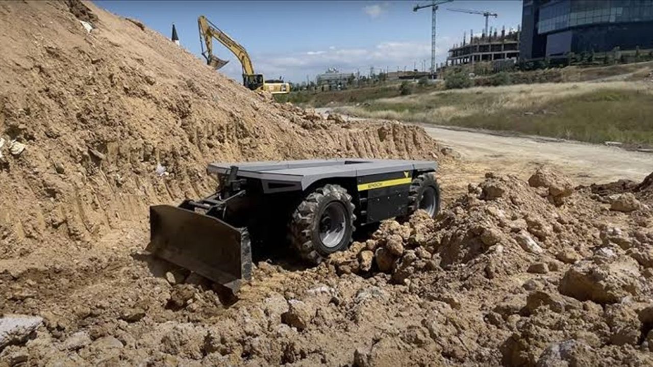 Dünyanın İlk Otonom Elektrikli Kara Aracı ENOCH