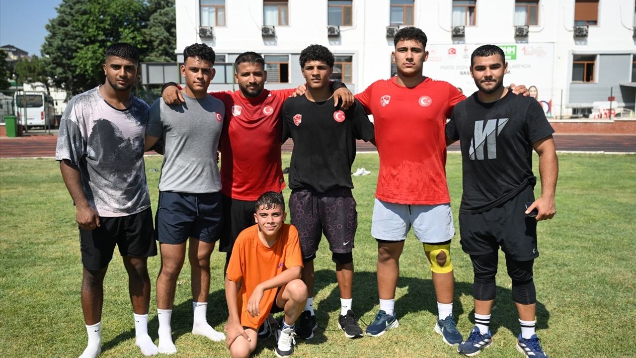 Edirne Pehlivanları Lig Güreşlerinde Zirveye Oynuyor