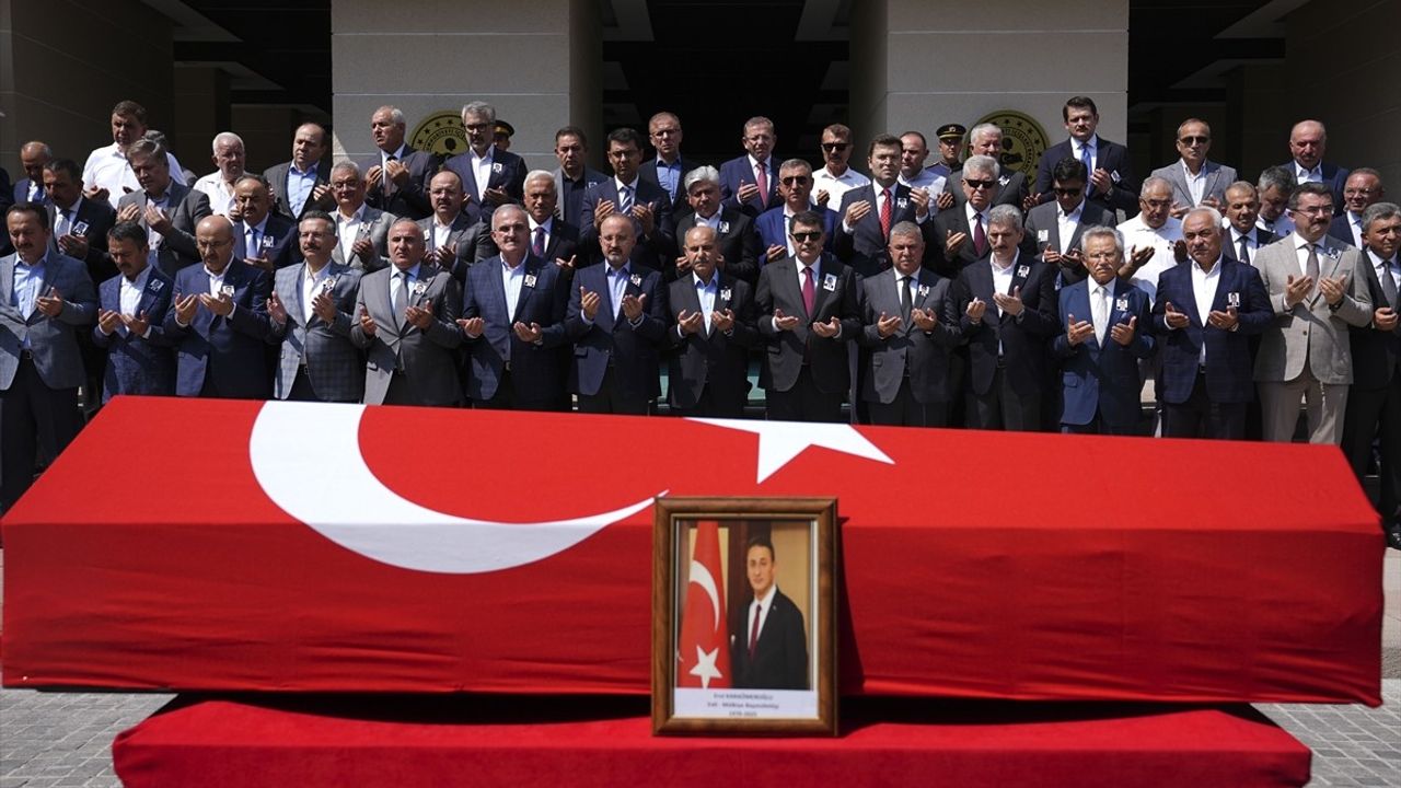 Erol Karaömeroğlu Son Yolculuğuna Uğurlandı