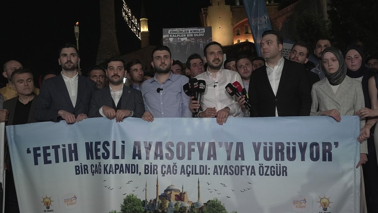 Fetih Nesli Ayasofya'ya Yürüyor: 5. Yıldönümünde Coşkulu Kutlama