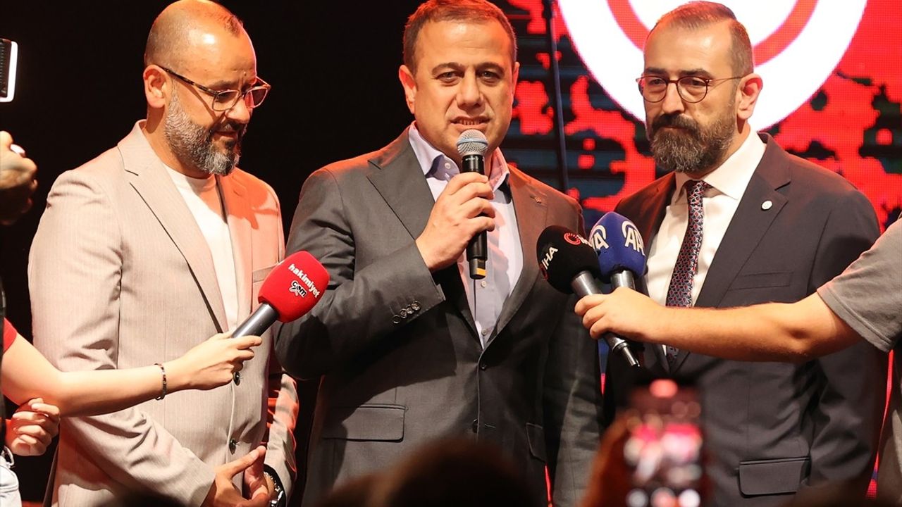 Galatasaray'ın 25. Şampiyonluk Kutlaması Konya'da Gerçekleşti