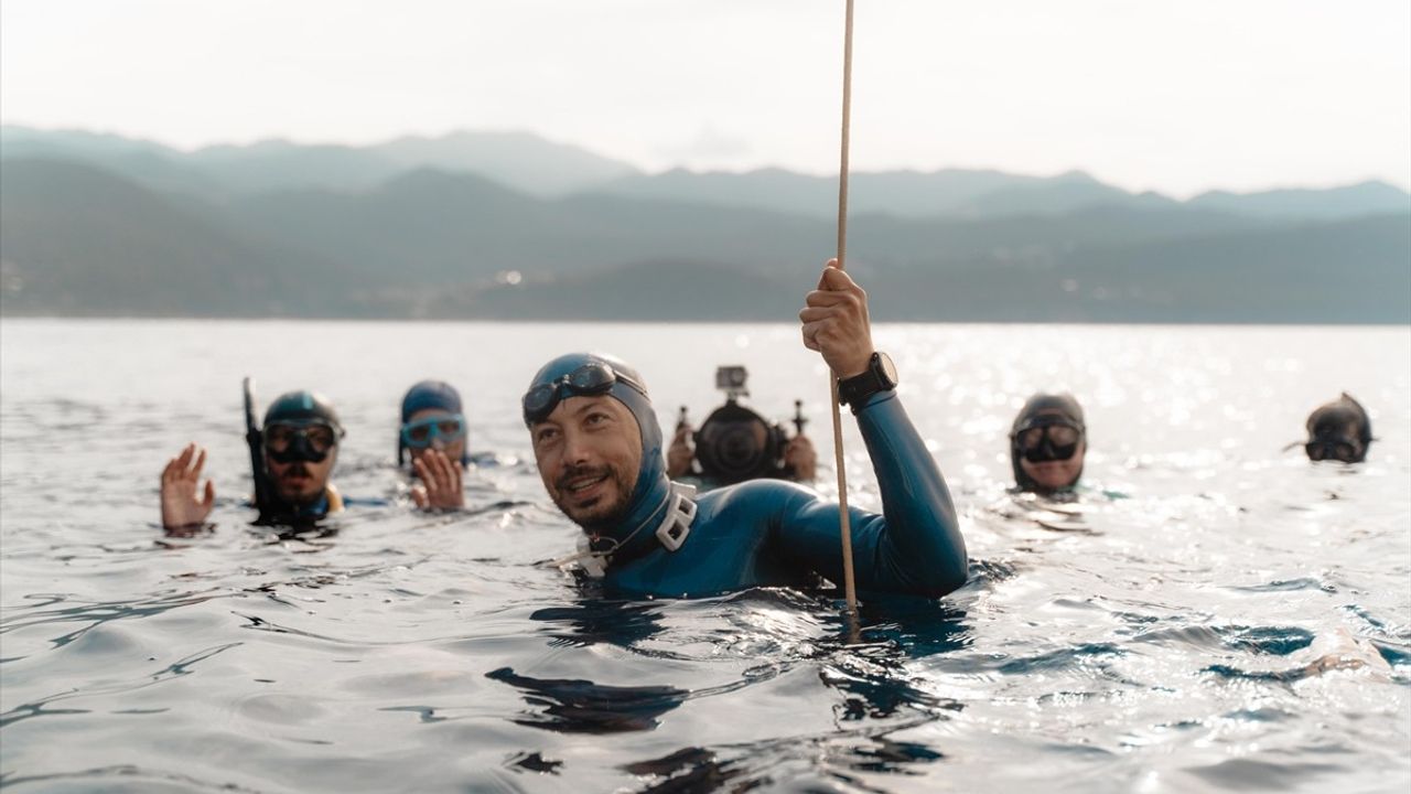 Görkem Gedik'ten Tarihi Dalış Rekoru