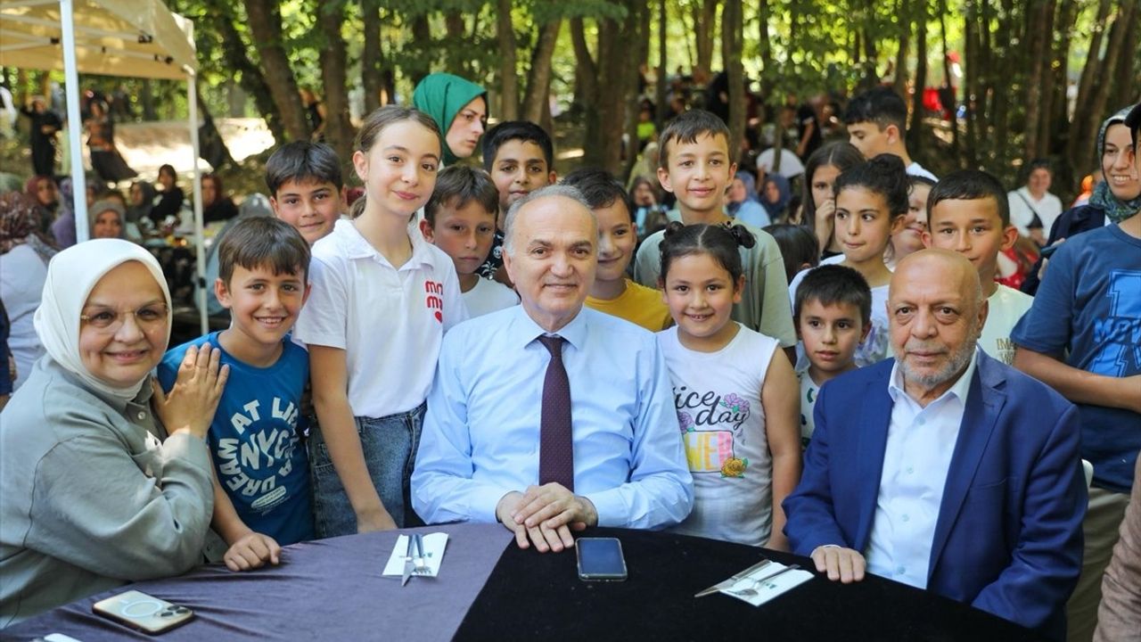 HAK-İŞ Genel Başkanı Mahmut Arslan Düzce'de