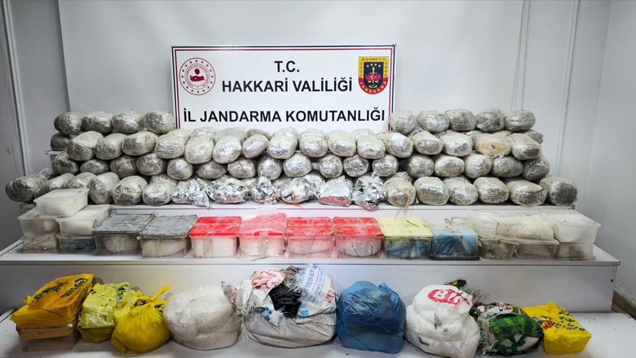 Hakkari'de Uyuşturucu Operasyonu: 121 Kilogram Ele Geçirildi