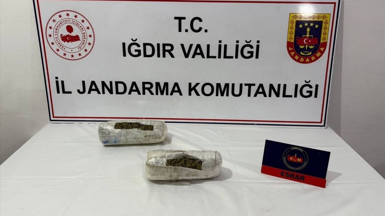 Iğdır'da Uyuşturucu Operasyonu: 1350 Gram Esrar Ele Geçirildi