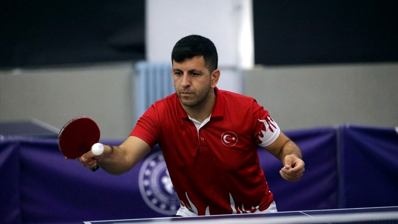İşitme Engelli Masa Tenisi Milli Takımı Olimpiyatlara Hazırlanıyor