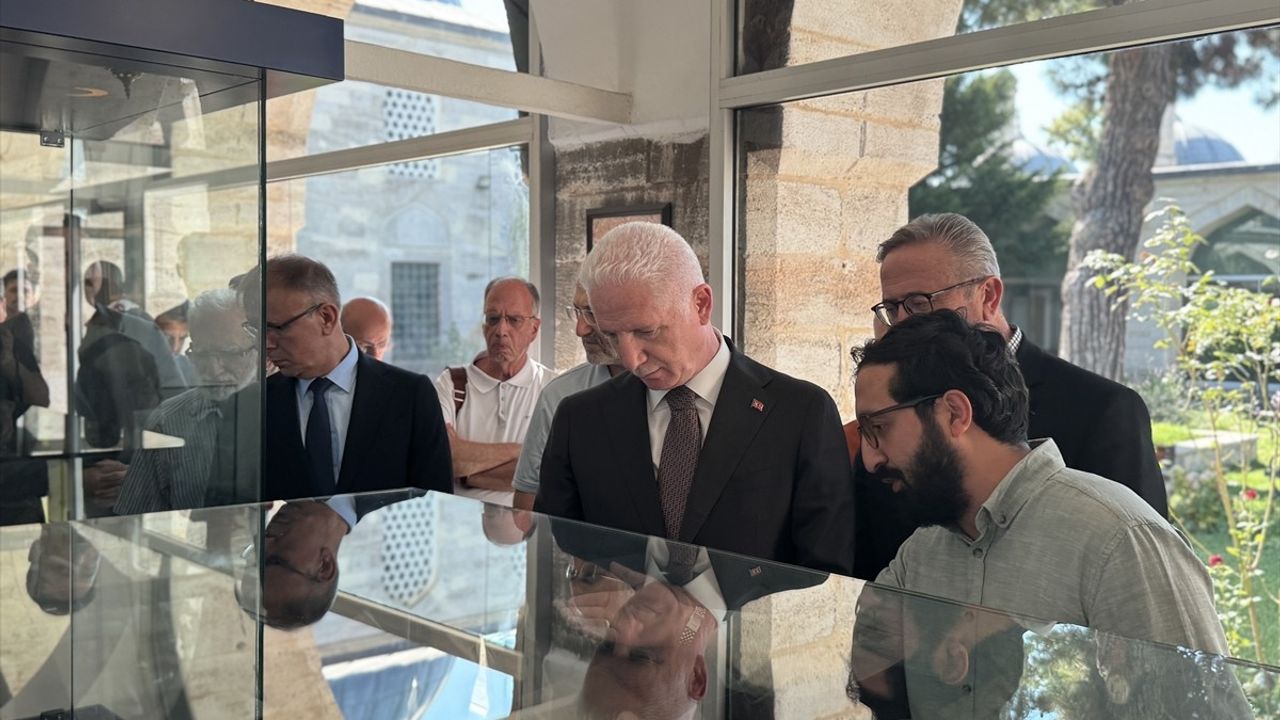 İsmail Hakkı Bursevi'nin 300. Yılı: Anma Toplantısı ve Sergi