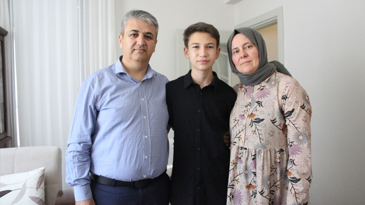 Isparta’dan Türkiye Birincisi Öğrenci: Salih Emre Karakulak