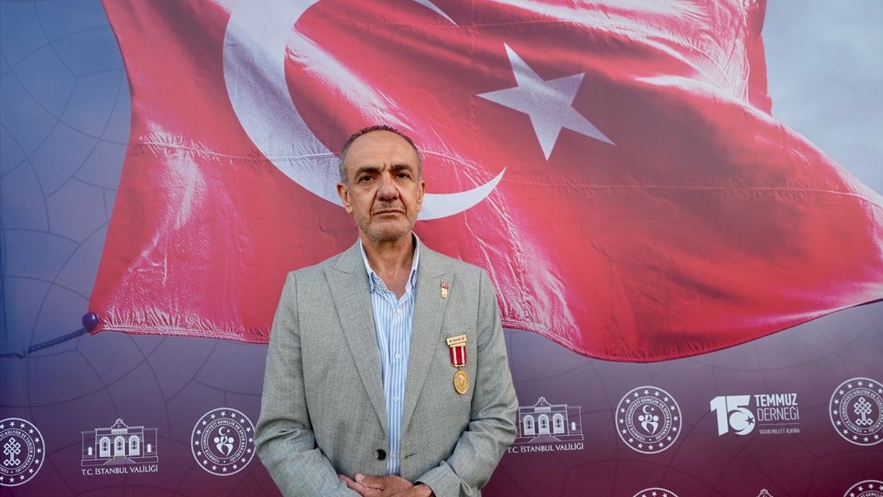 İstanbul'da 15 Temmuz Temalı Açık Hava Gösterimi