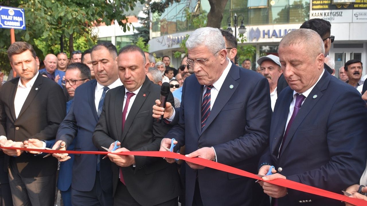 İYİ Parti Genel Başkanı Dervişoğlu, Afyonkarahisar'da Festivale Katıldı