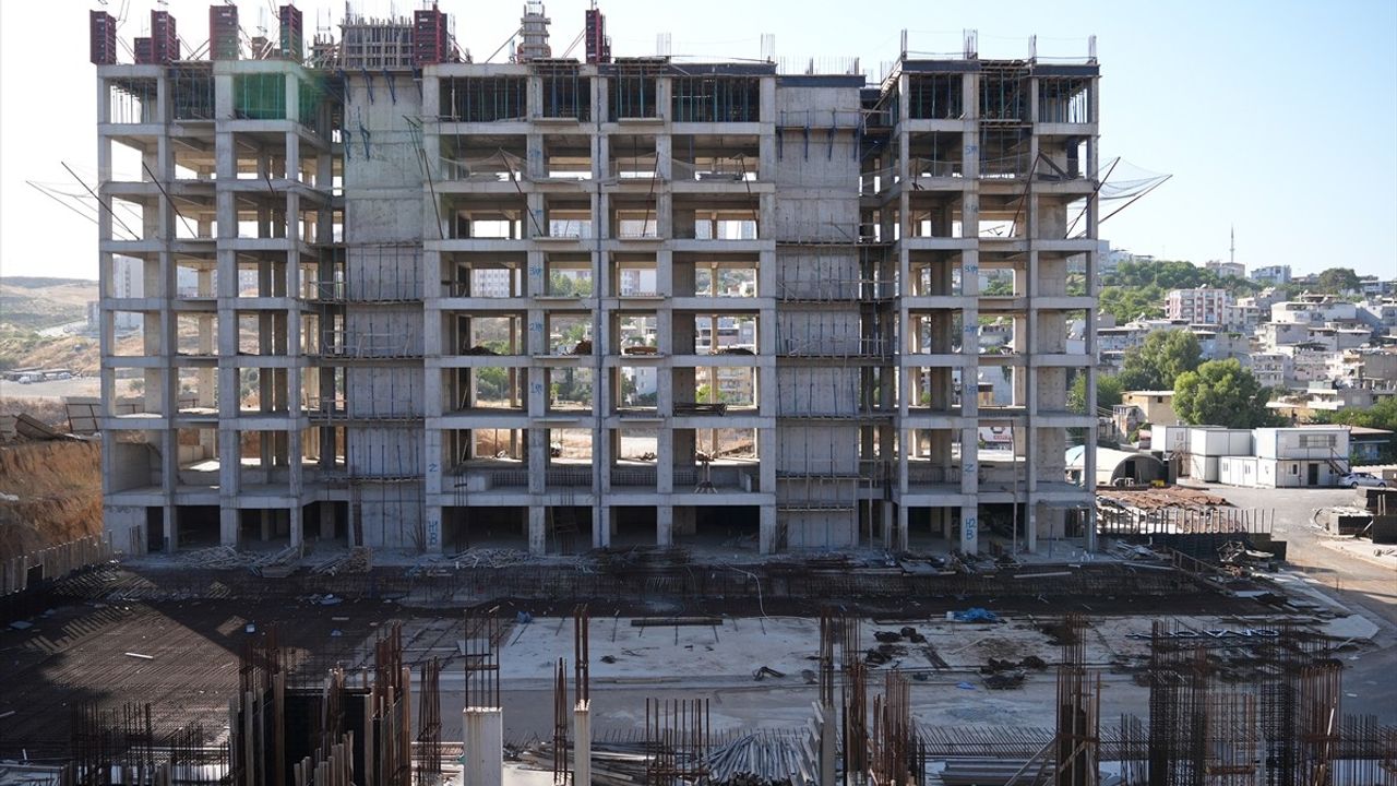 İzmir Kooperatif Mağdurlarından İmamoğlu'na Tepki