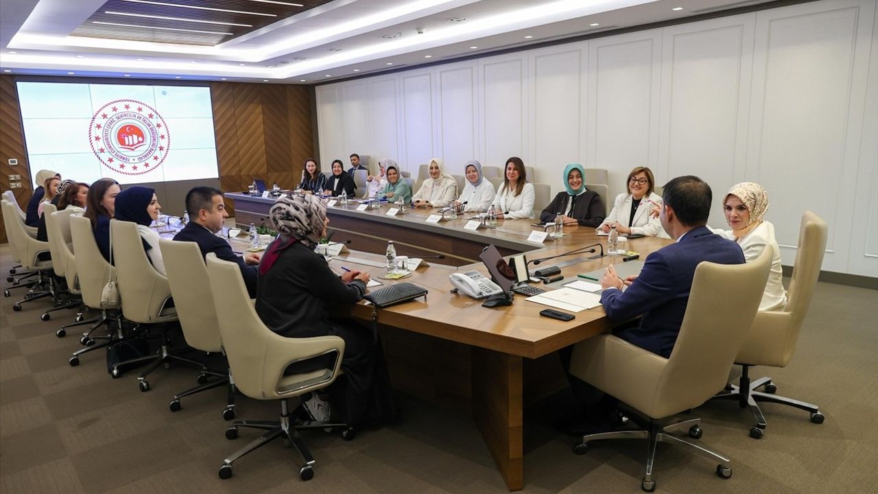 Kadın Belediye Başkanları ile Toplantı