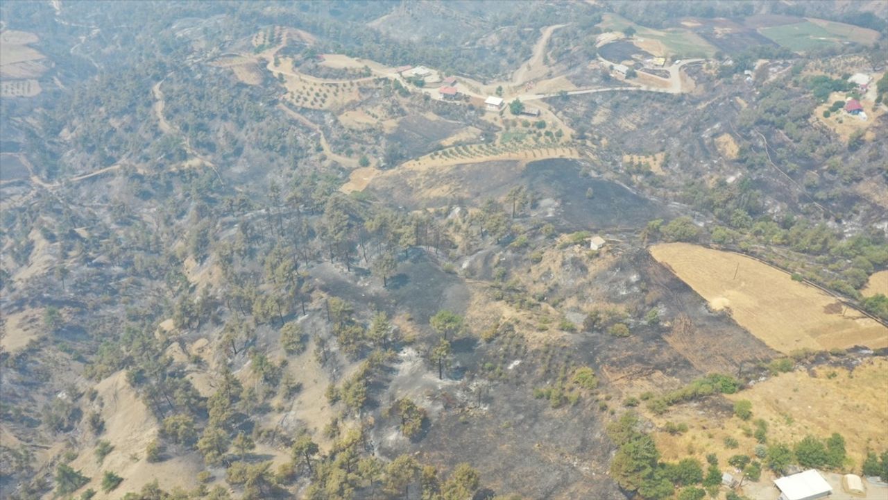 Kahramanmaraş'taki Orman Yangınına Sürekli Müdahale