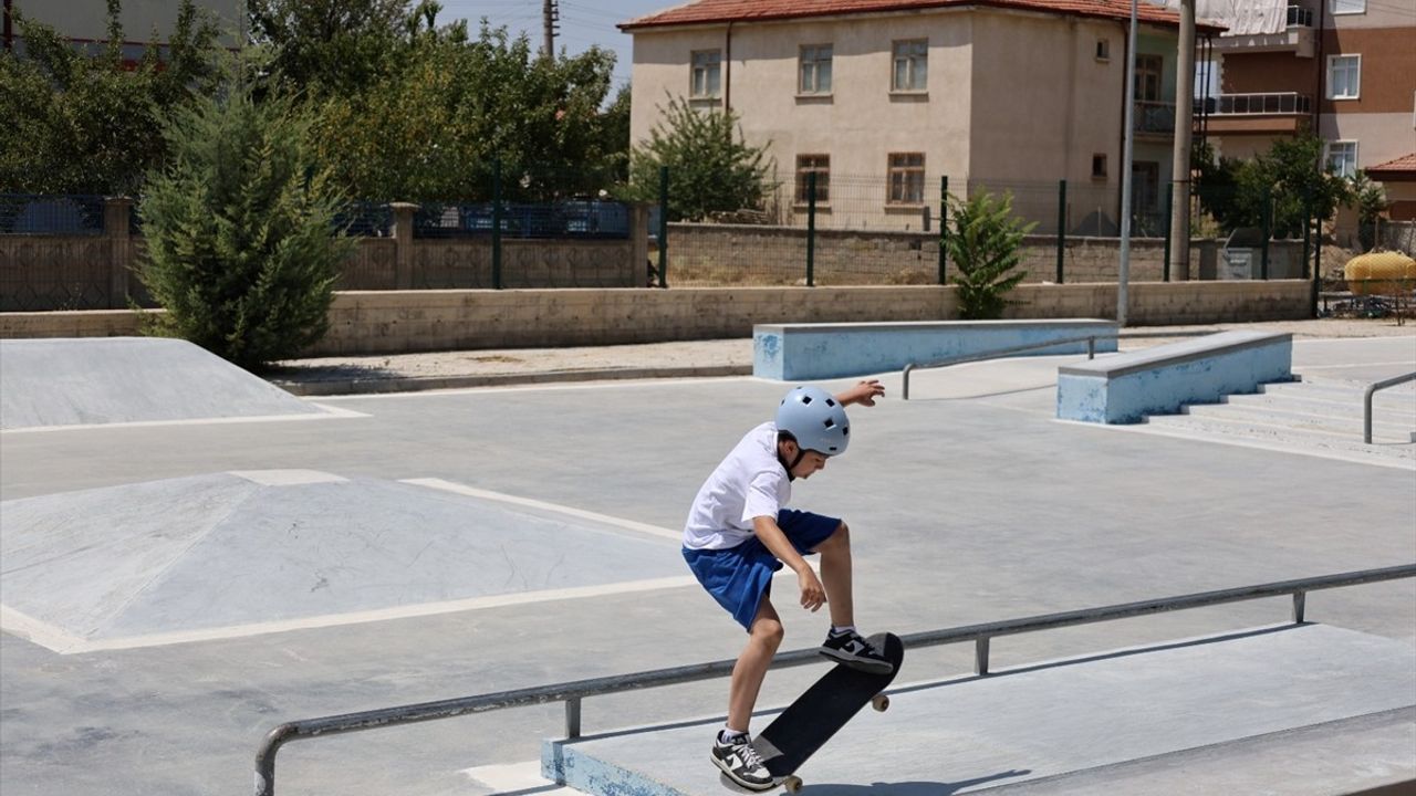 Karaman'da ANALİG Kaykay Türkiye Birinciliği Yarışları
