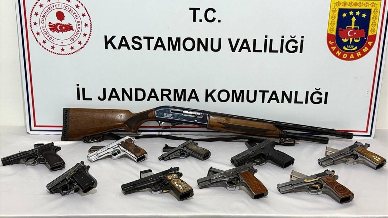 Kastamonu'da Ruhsatsız Silah Bulunan Şüpheli Gözaltına Alındı