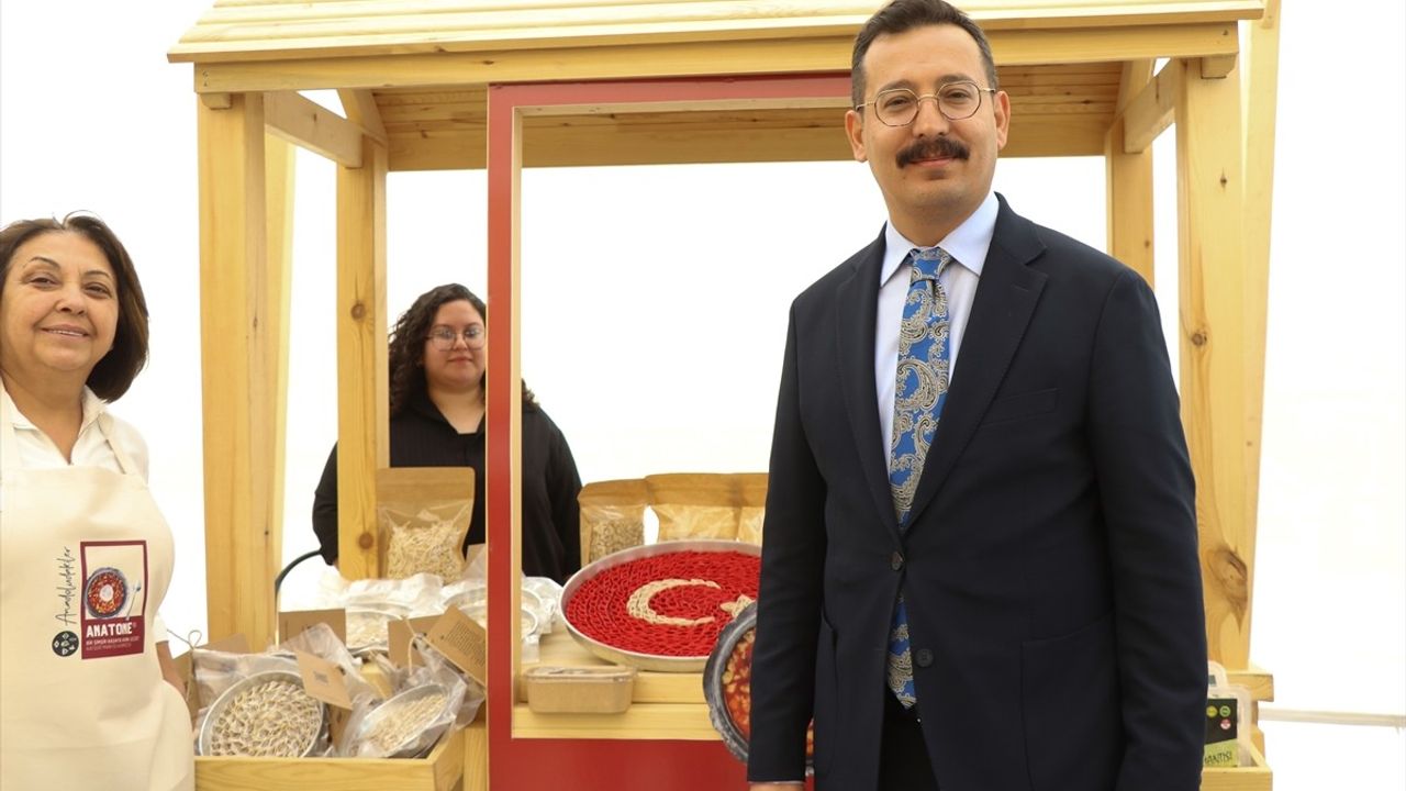 Kayseri'de Anadoludakiler Pazarı Açıldı