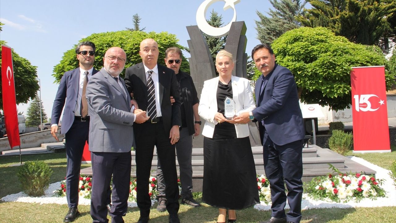 Kayseri Üniversitesi'nde Anıt Açılışı Gerçekleşti