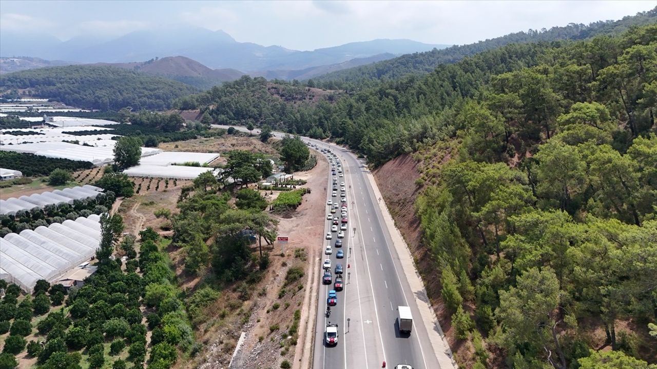 Kırkpınar Başpehlivanı Orhan Okulu, Kumluca'da Coşkuyla Karşılandı