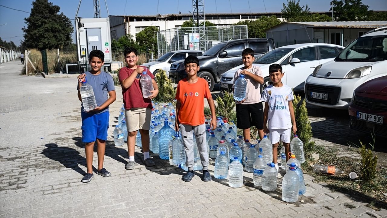 Konteyner Kentteki Çocukların Yangın Mücadelesine Desteği